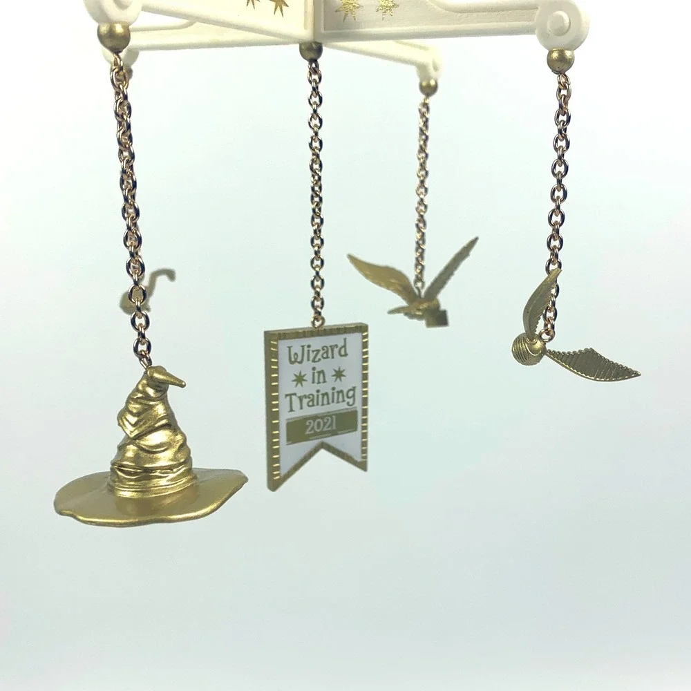 Hallmark Keepsake Ornament Harry Potter Wizard in Training Snitch Hedwig Sorting